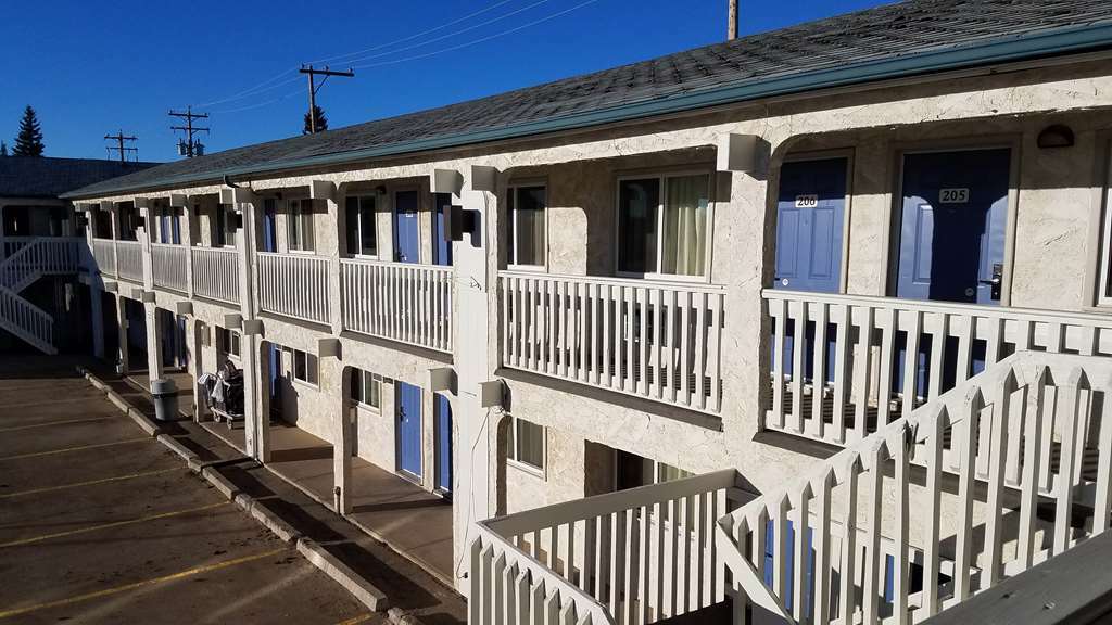 Motel Bo-Camrose, Ab Екстериор снимка